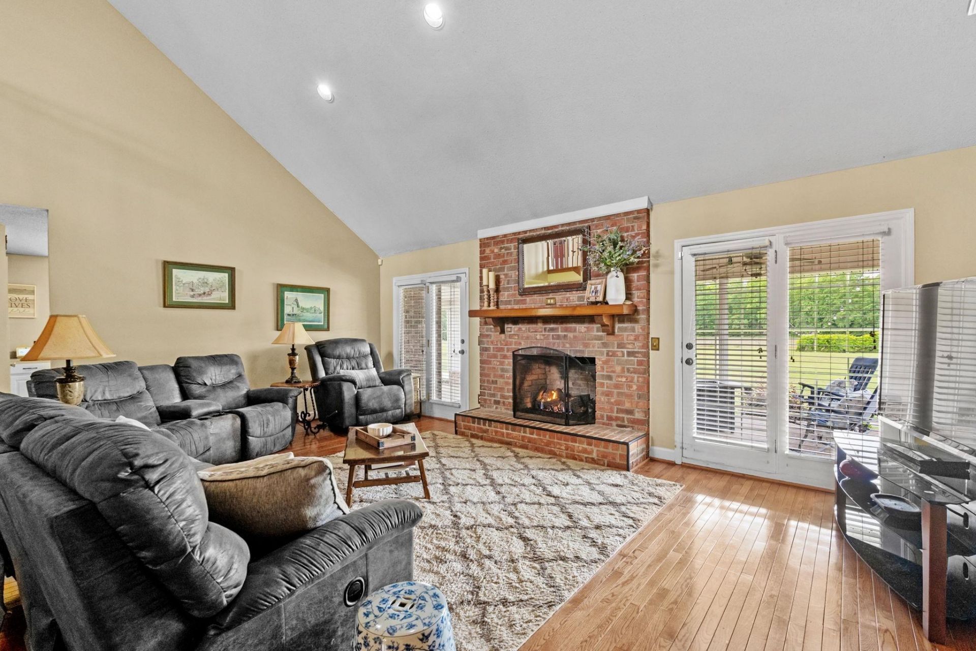 4698 Myrtle West Dr. Photo 13