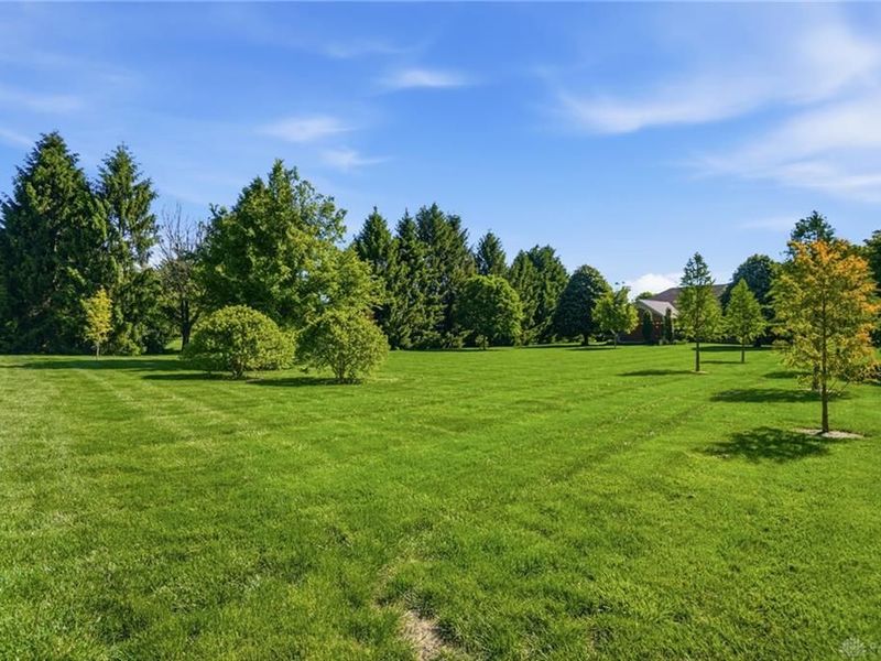 1952 Barnhart Road, Troy, OH 45373 Photo 2