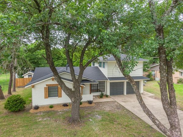 2509 Woodlawn Drive , Ennis, TX 75119