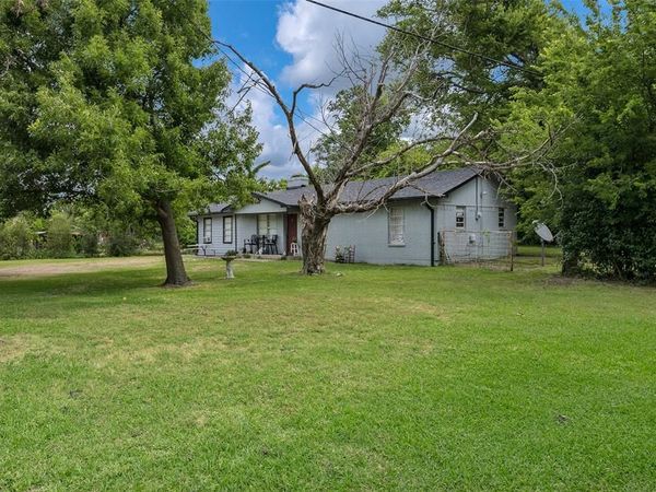 101 Smackover , Kemp, TX 75143
