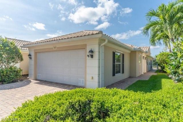 7872 Umberto Ct, Naples, FL 34114 Main Photo