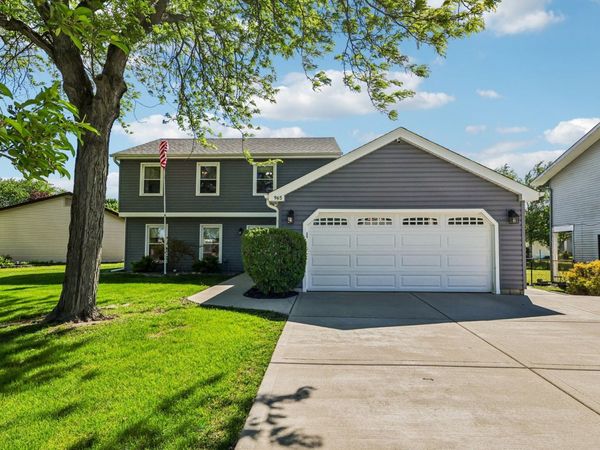 965 S Chippendale Drive , Bartlett, IL 60103