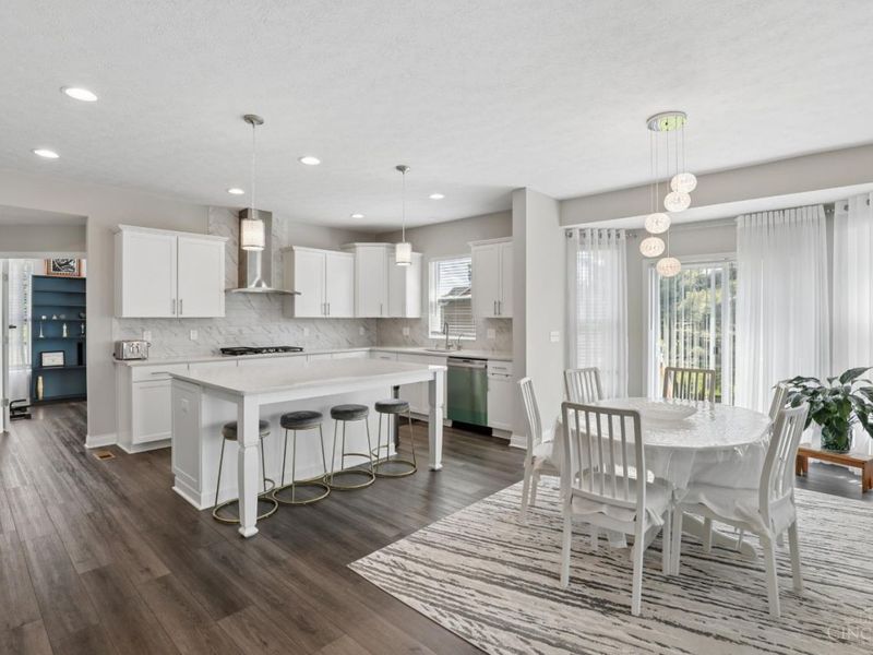 8201 Stone Drive, West Chester, OH 45241 Photo 12