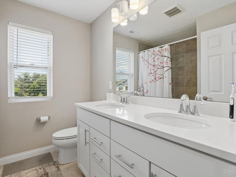 8201 Stone Drive, West Chester, OH 45241 Photo 40