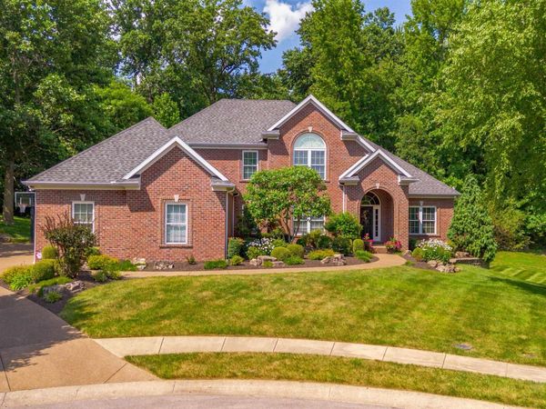 8660 Copper Creek Drive, Newburgh, IN 47630