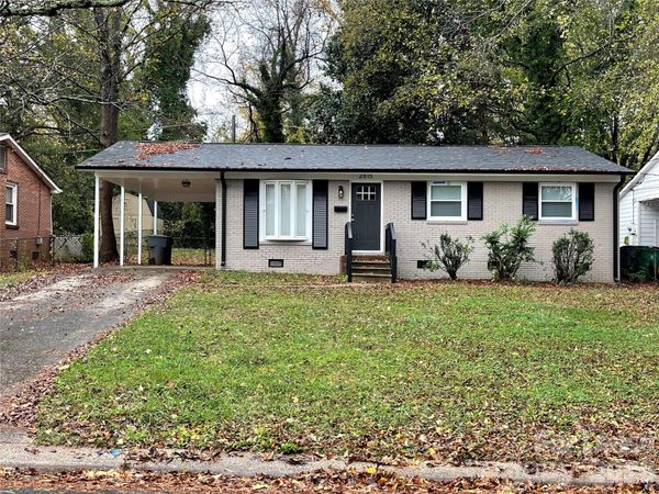 2815 Ravencroft Drive , Charlotte, NC 28208