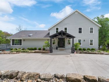 15375 Calaboone Road , Doylestown, OH 44230