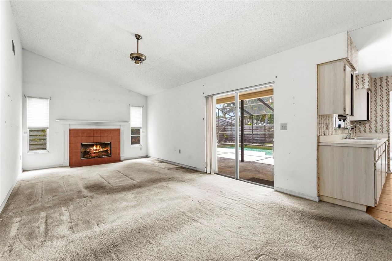 6909 9th Court E, Sarasota, FL 34243 Photo