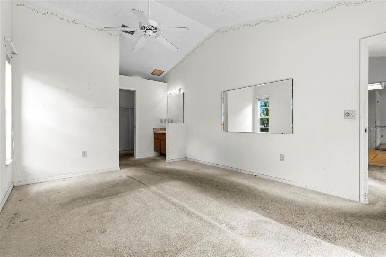 6909 9th Court E, Sarasota, FL 34243 Photo