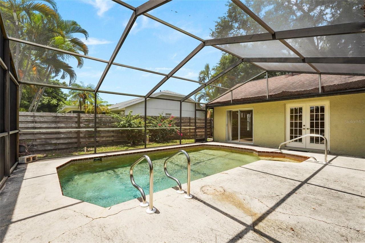 6909 9th Court E, Sarasota, FL 34243 Photo