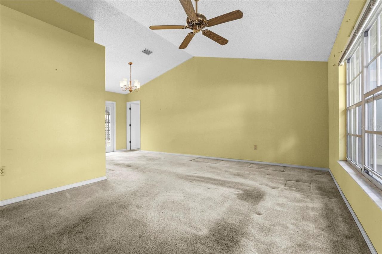 6909 9th Court E, Sarasota, FL 34243 Photo