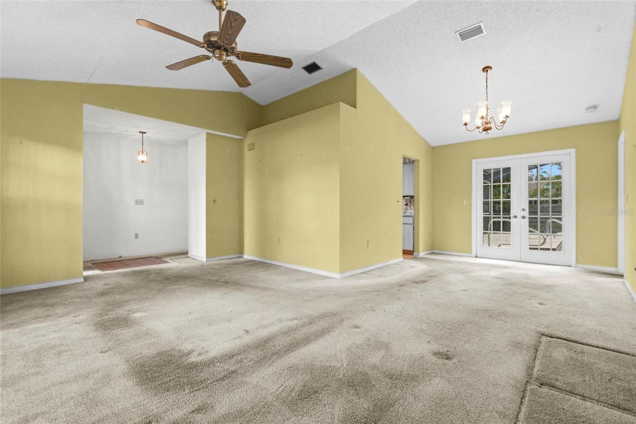 6909 9th Court E, Sarasota, FL 34243 Photo