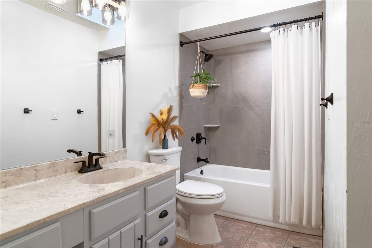 550 Bottlebrush Court , New Smyrna Beach, FL 32168 Photo