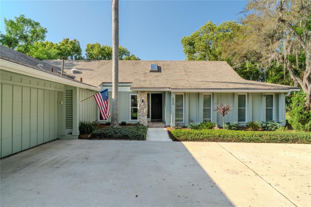 550 Bottlebrush Court , New Smyrna Beach, FL 32168 Photo