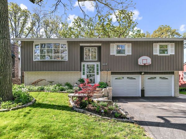 602 Delaware Drive, Lake In The Hills, IL 60156