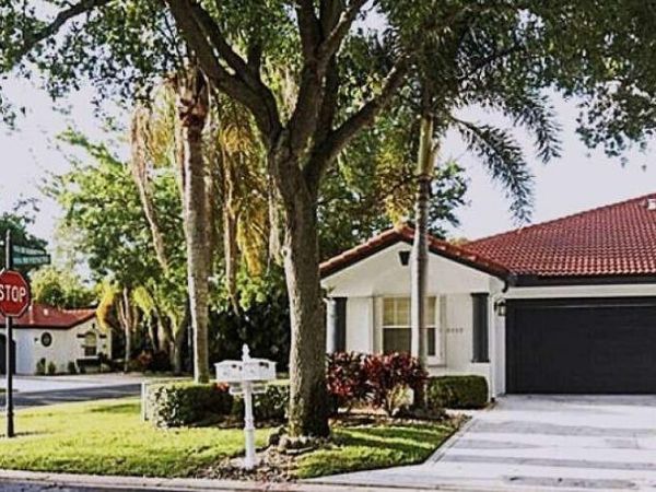 8088 Vía Di Veneto, Boca Raton, FL 33496