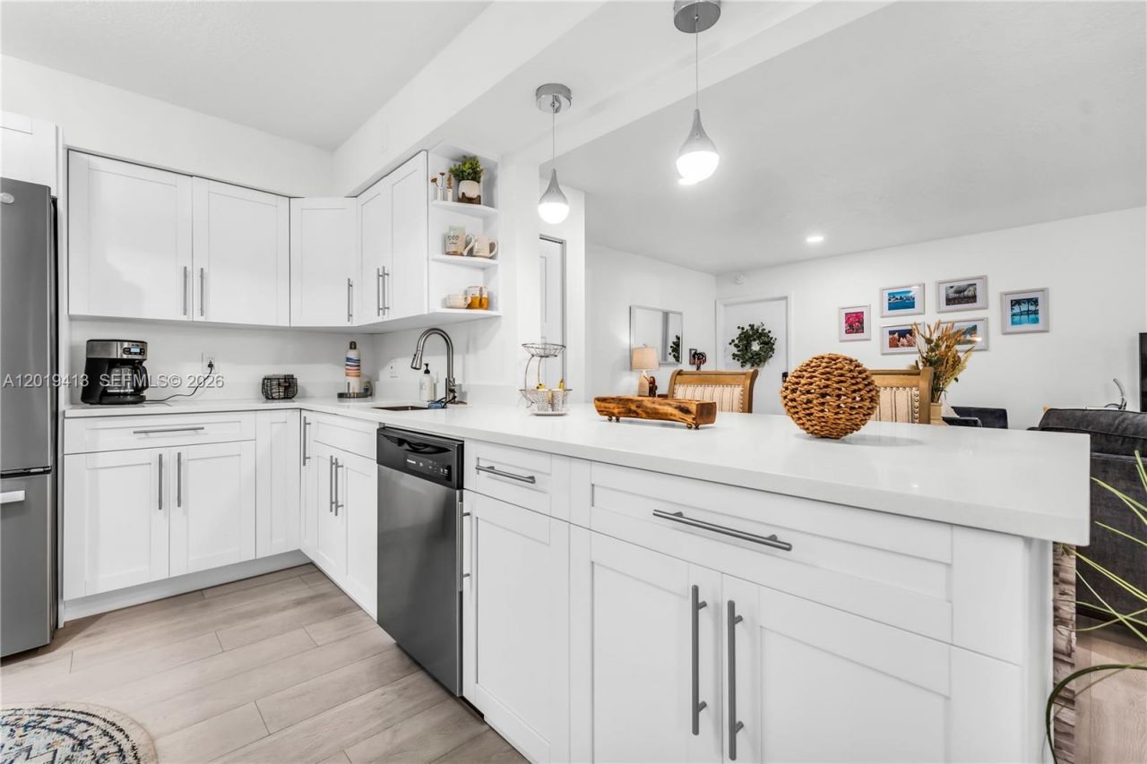 6444 Pumpkin Seed Cir , Unit 112, Boca Raton, FL 33433 Photo