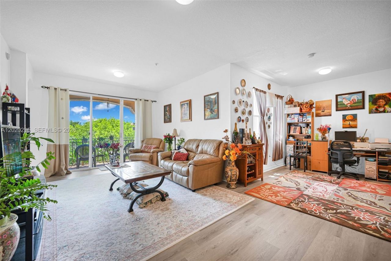6630 NW 114th Ave, Unit 1538, Doral, FL 33178 Photo