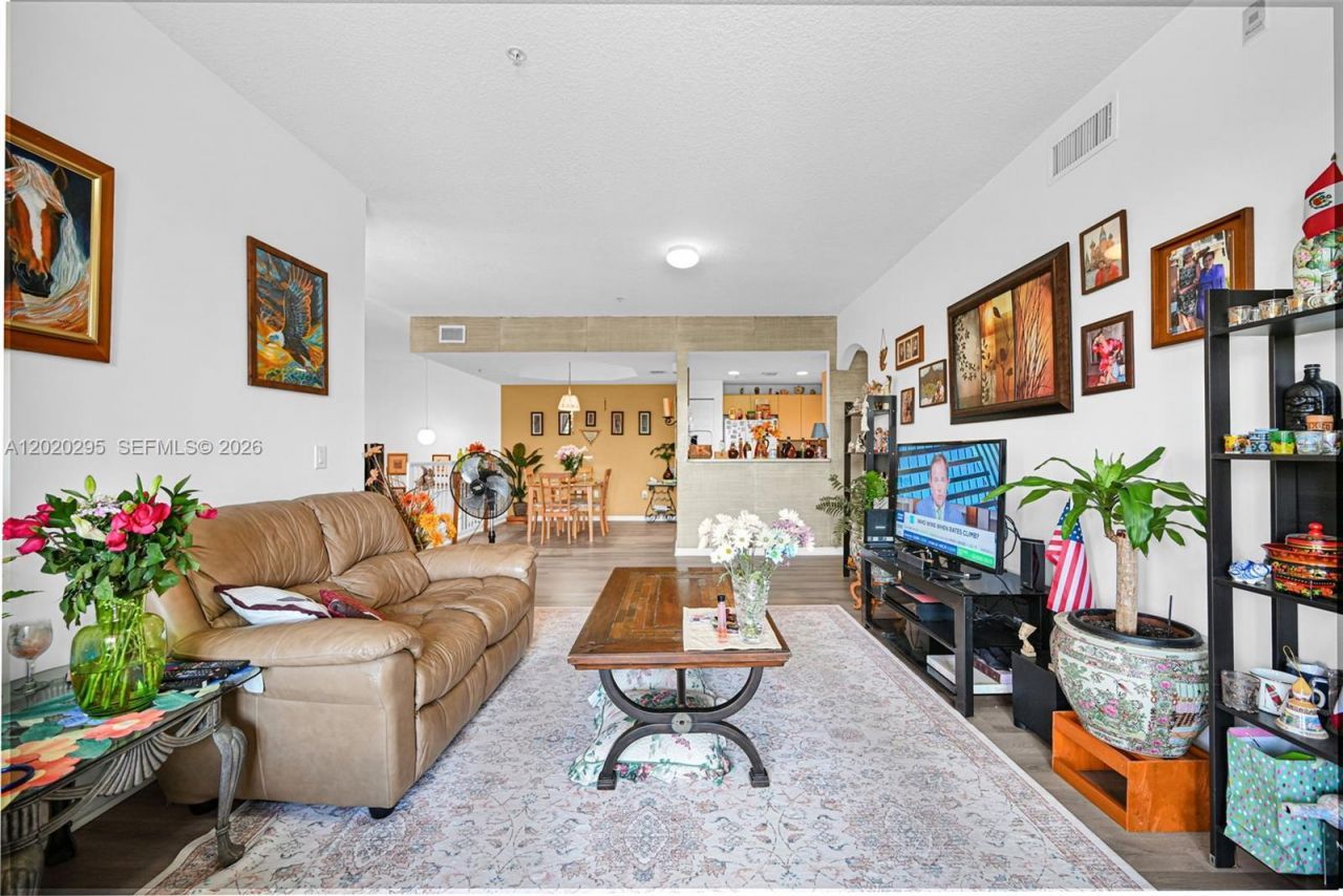 6630 NW 114th Ave, Unit 1538, Doral, FL 33178 Photo