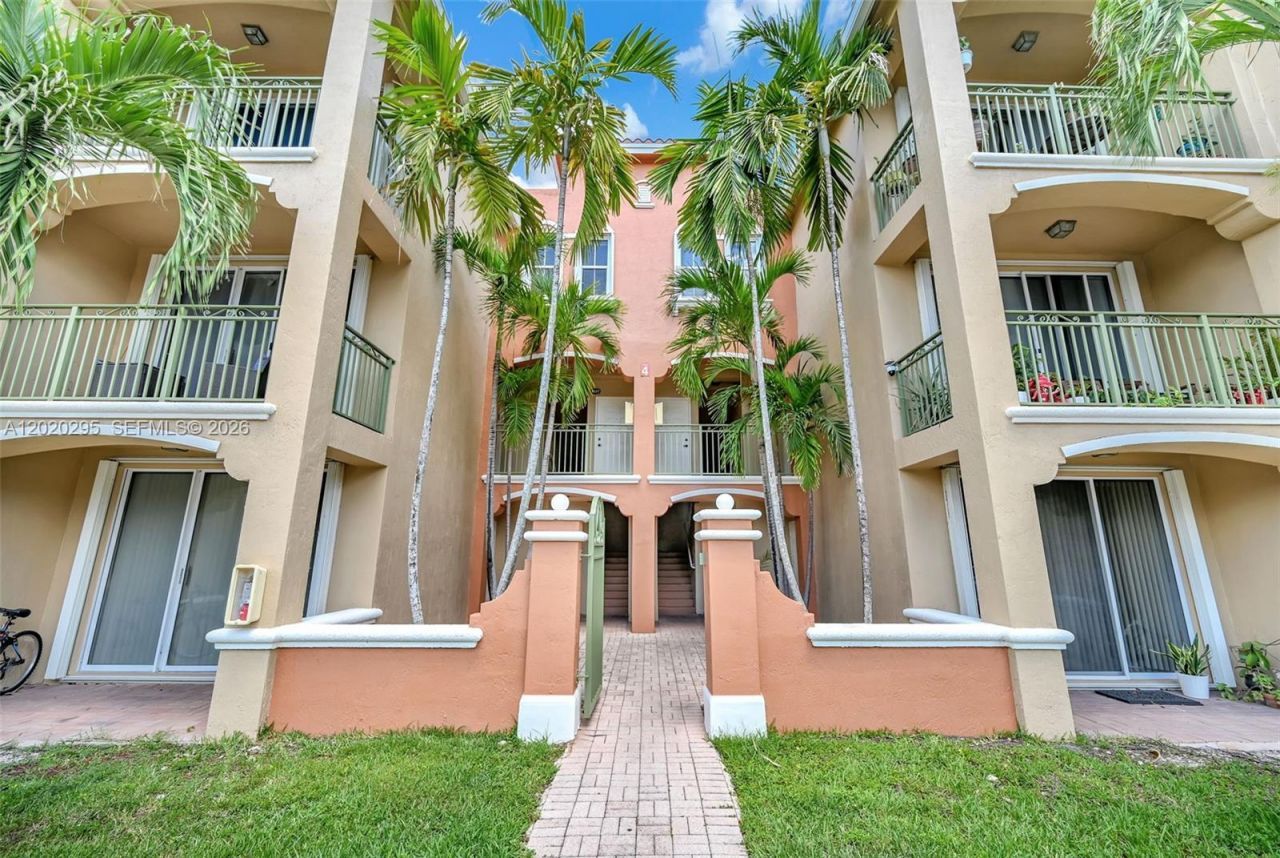 6630 NW 114th Ave, Unit 1538, Doral, FL 33178 Photo