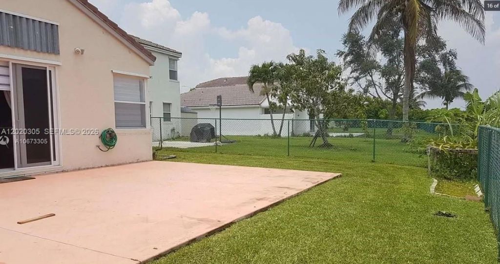 1433 NW 153rd Ave, Unit 1433, Pembroke Pines, FL 33028 Photo