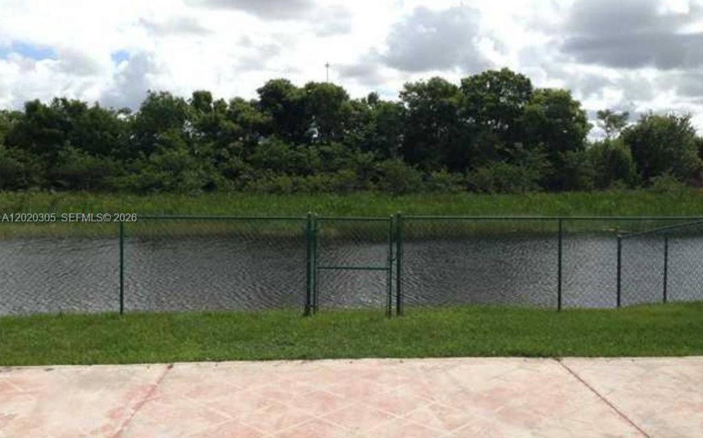 1433 NW 153rd Ave, Unit 1433, Pembroke Pines, FL 33028 Photo