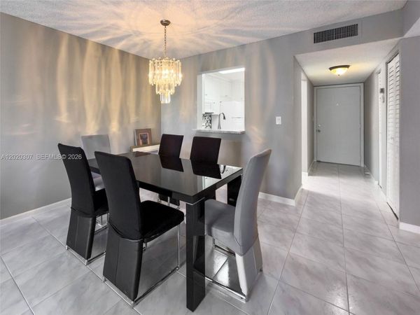 7145 Huntington Ln , Unit 303, Delray Beach, FL 33446