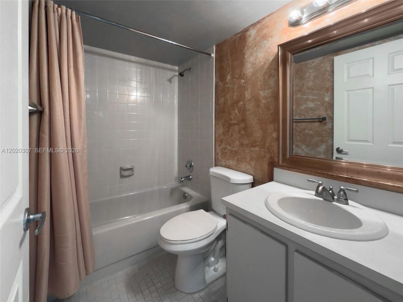 7145 Huntington Ln , Unit 303, Delray Beach, FL 33446 Photo