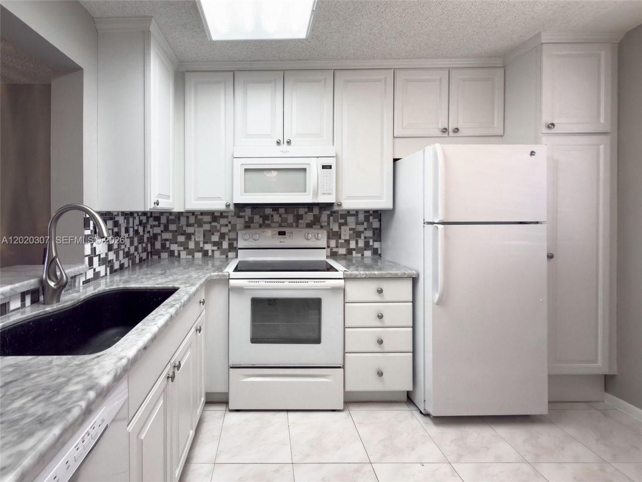 7145 Huntington Ln , Unit 303, Delray Beach, FL 33446 Photo