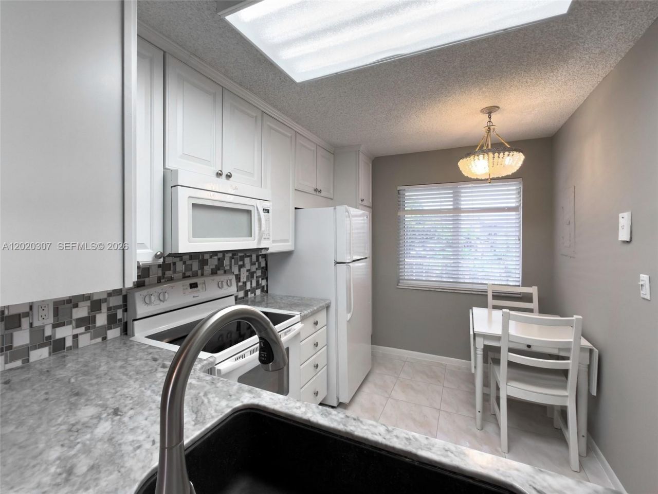 7145 Huntington Ln , Unit 303, Delray Beach, FL 33446 Photo