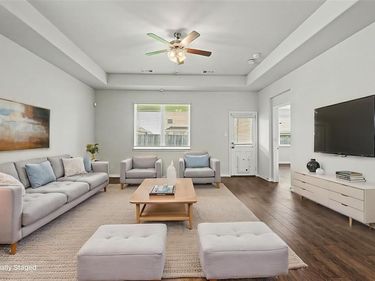 9828 Dynamics Drive, Fort Worth, TX 76131