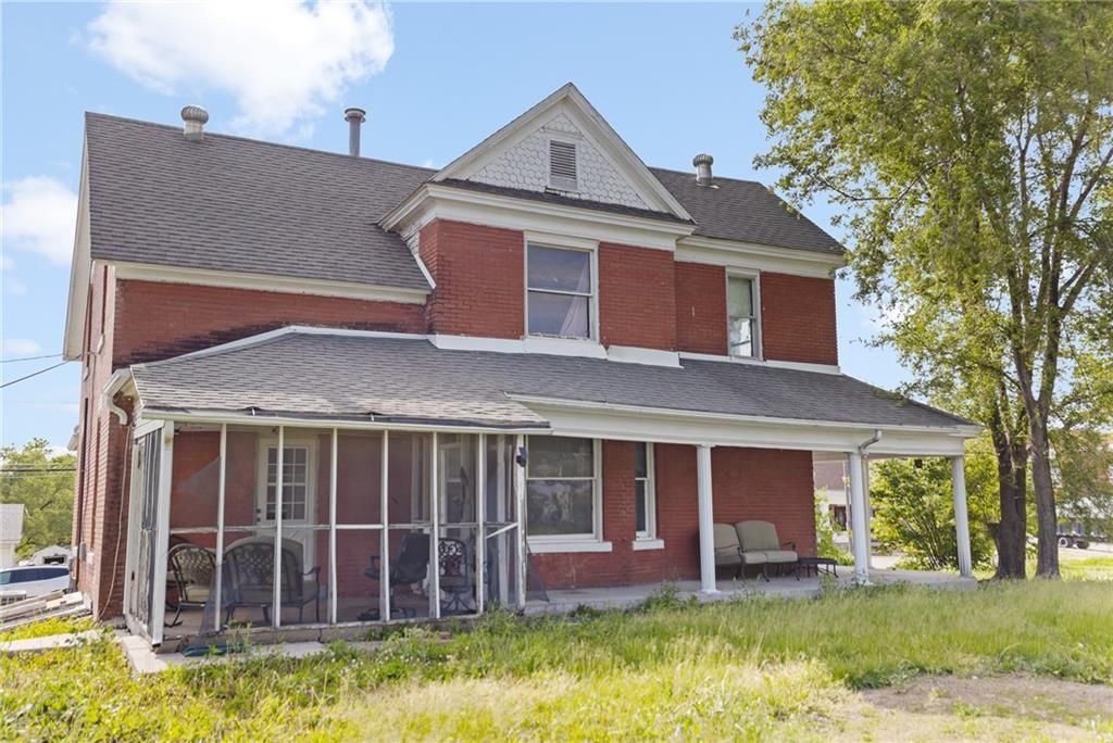 302 E 4th Street, Milan, MO 63556 Main Photo