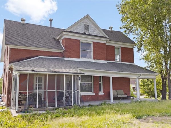 302 E 4th Street, Milan, MO 63556