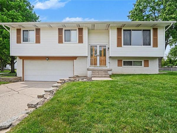 2040 Penbrooke Trail, Miamisburg, OH 45459