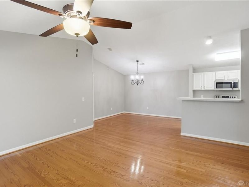 1982 Waterstone Boulevard, Unit 208, Washington Township, OH 45342 Photo 11