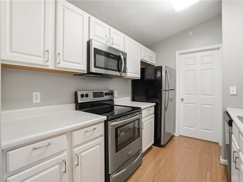 1982 Waterstone Boulevard, Unit 208, Washington Township, OH 45342 Photo 20