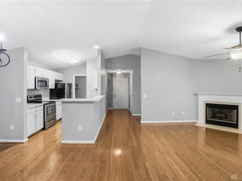 1982 Waterstone Boulevard, Unit 208, Washington Township, OH 45342 Photo 32