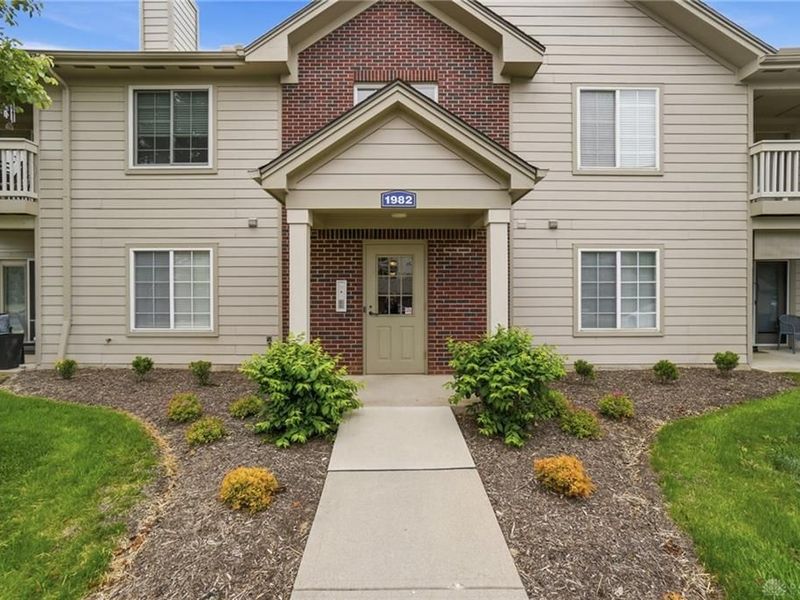 1982 Waterstone Boulevard, Unit 208, Washington Township, OH 45342 Photo 4