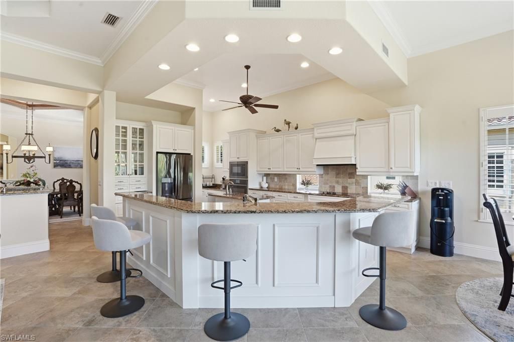 10698 Mirasol Dr, Unit 903, Miromar Lakes, FL 33913 Photo
