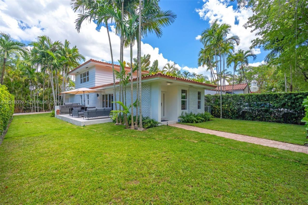 1203 Madrid St, Coral Gables, FL 33134 Photo