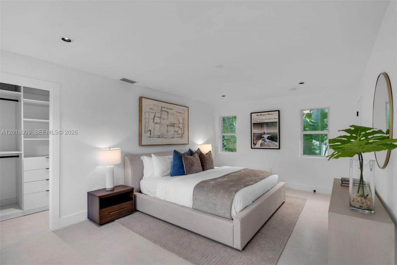 1203 Madrid St, Coral Gables, FL 33134 Photo