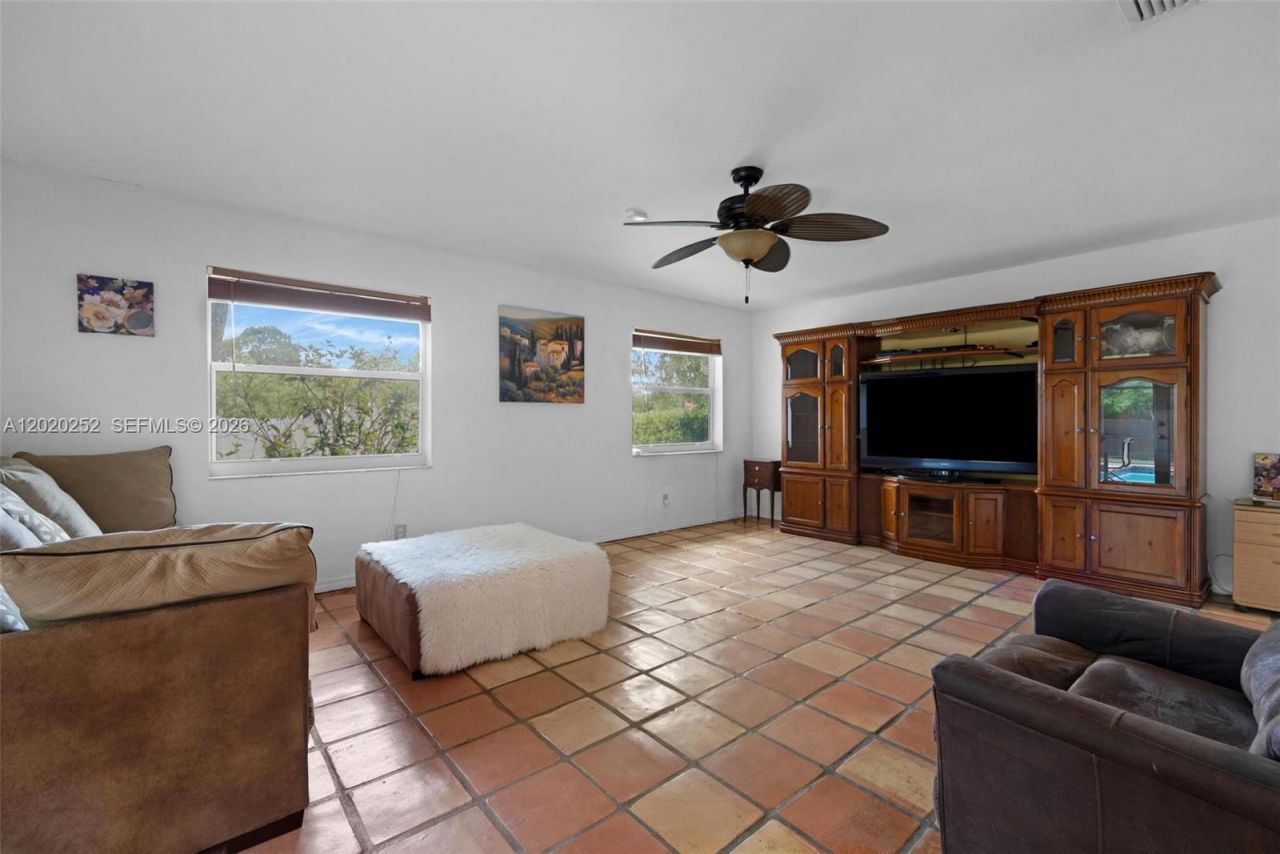 23595 SW 152nd Ave , Homestead, FL 33032 Photo
