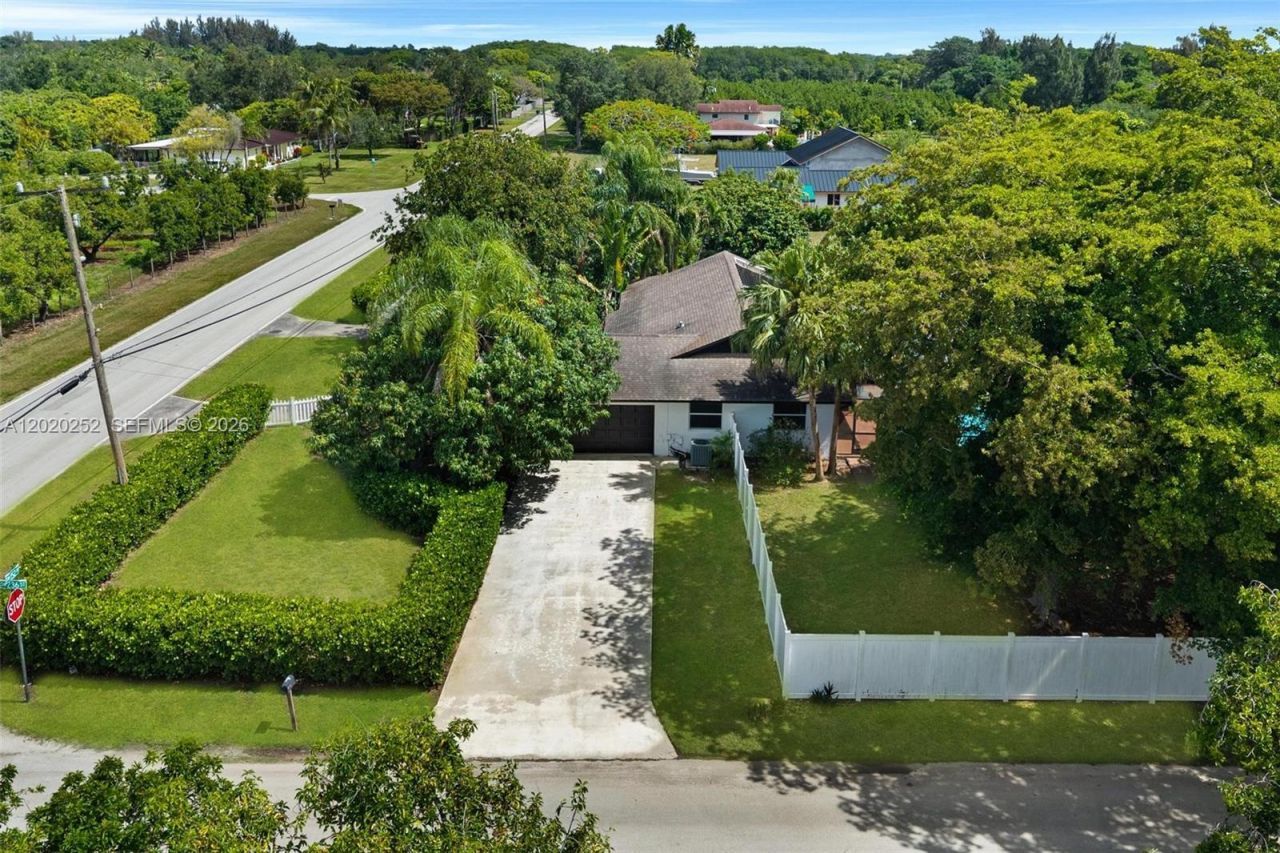 23595 SW 152nd Ave , Homestead, FL 33032 Photo