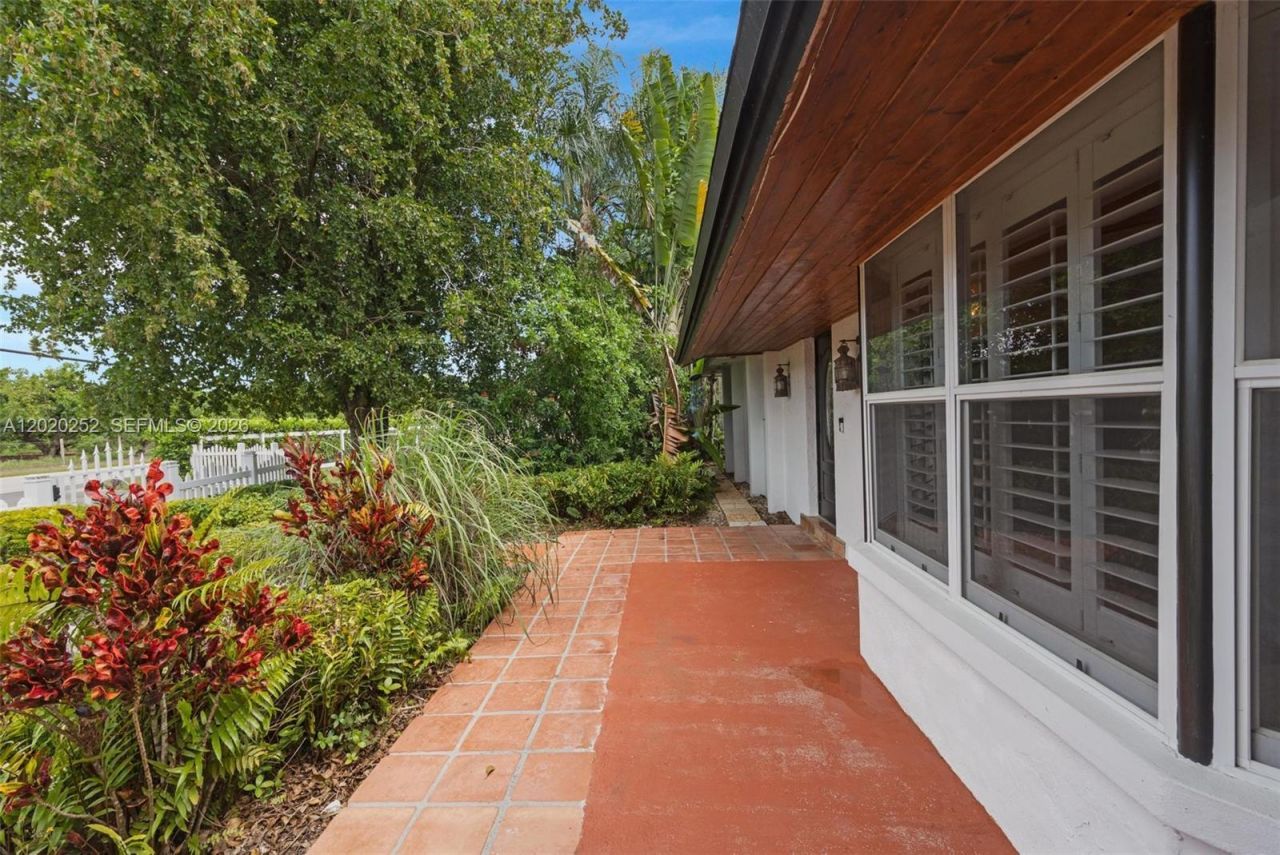 23595 SW 152nd Ave , Homestead, FL 33032 Photo