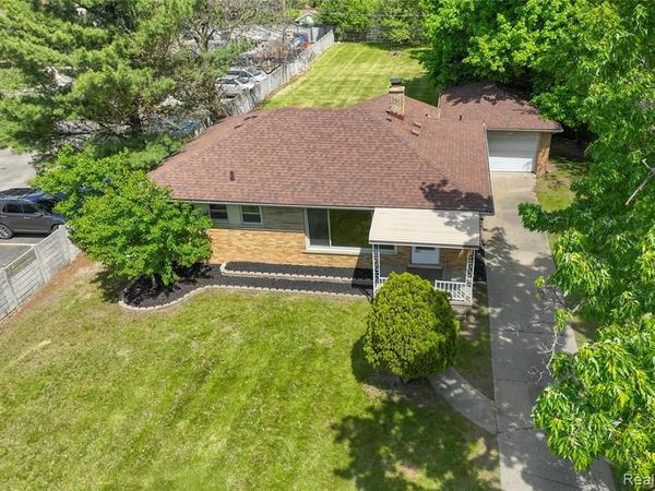 27230 W 6 Mile Road, Redford Twp, MI 48240