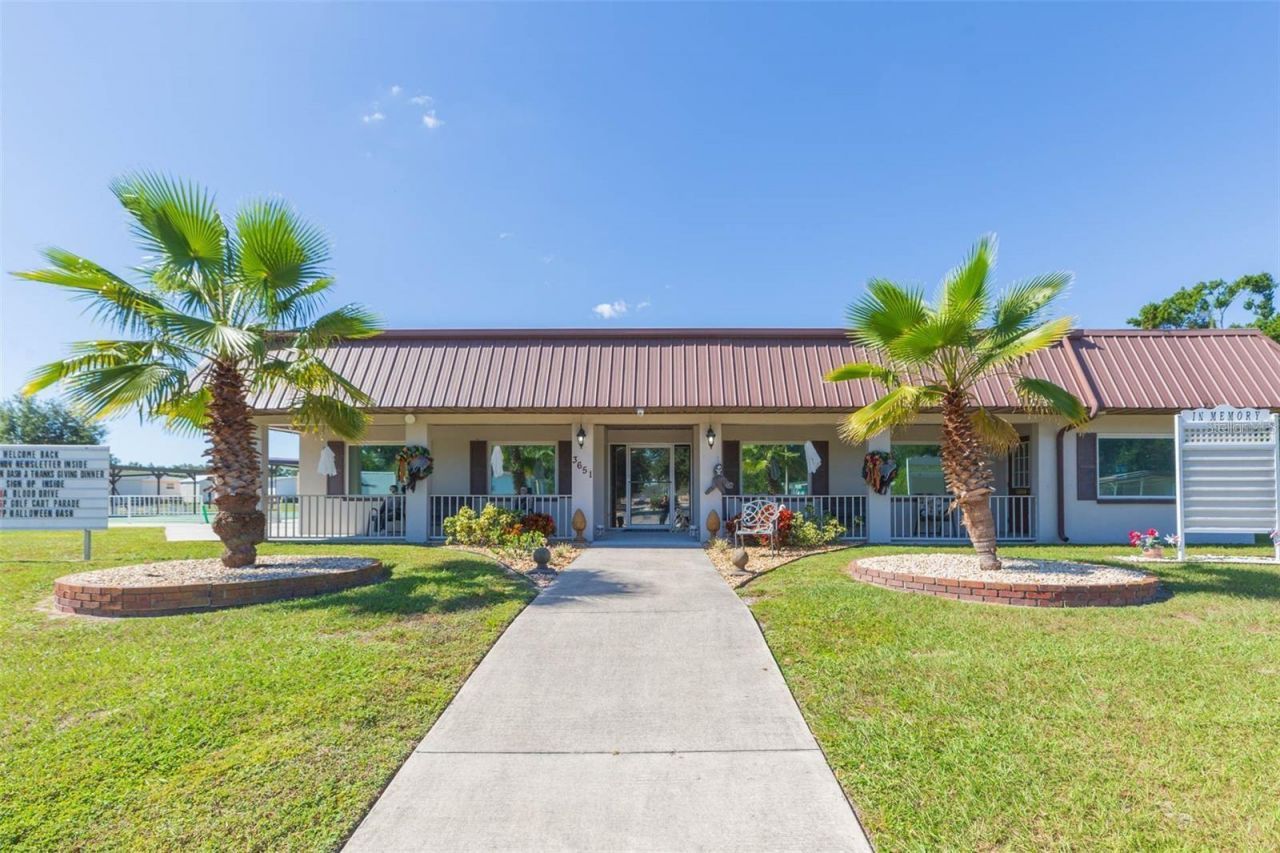3734 Castle Drive , Zephyrhills, FL 33540 Photo