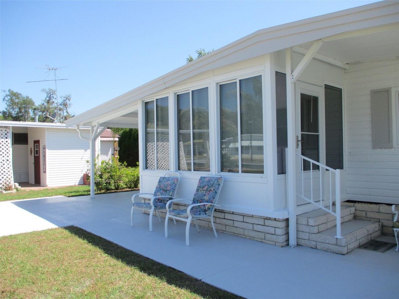 3734 Castle Drive , Zephyrhills, FL 33540 Photo