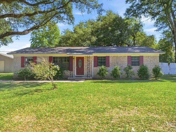 7580 Mobile Hwy, Pensacola, FL 32526