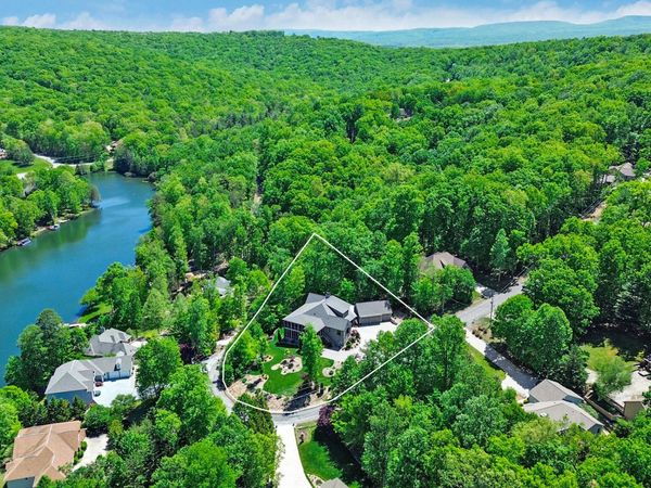 142 Pineridge Loop, Crossville, TN 38558