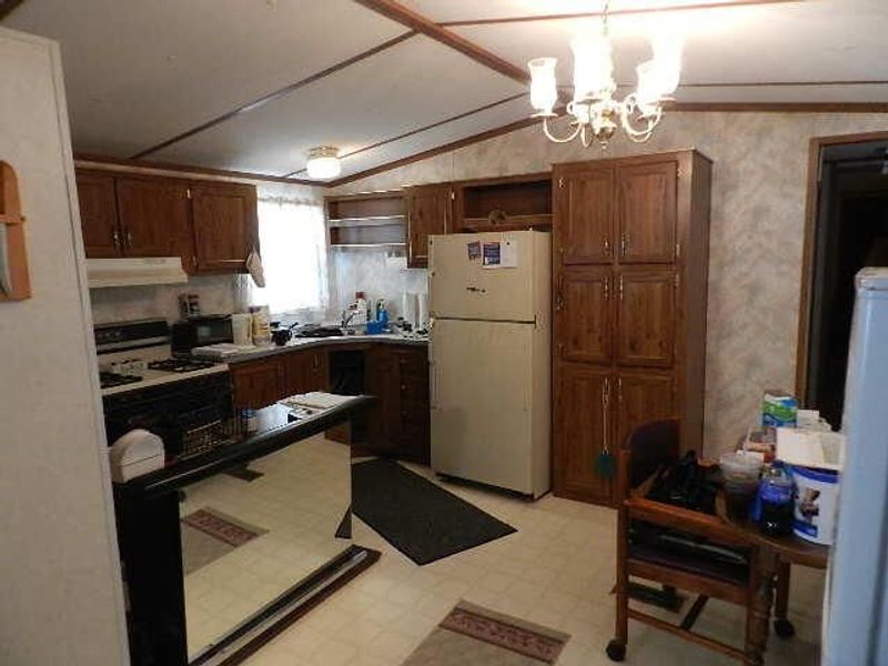 1934 Bluffstone Court , Grove City, OH 43123 Photo 12